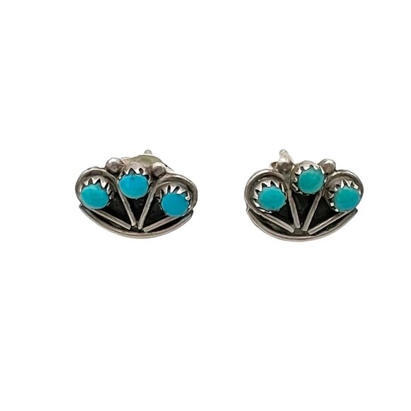 Vintage Zuni Petit Point Stud Earrings Sterling Silver Turquoise Native American - Picture 2 of 6